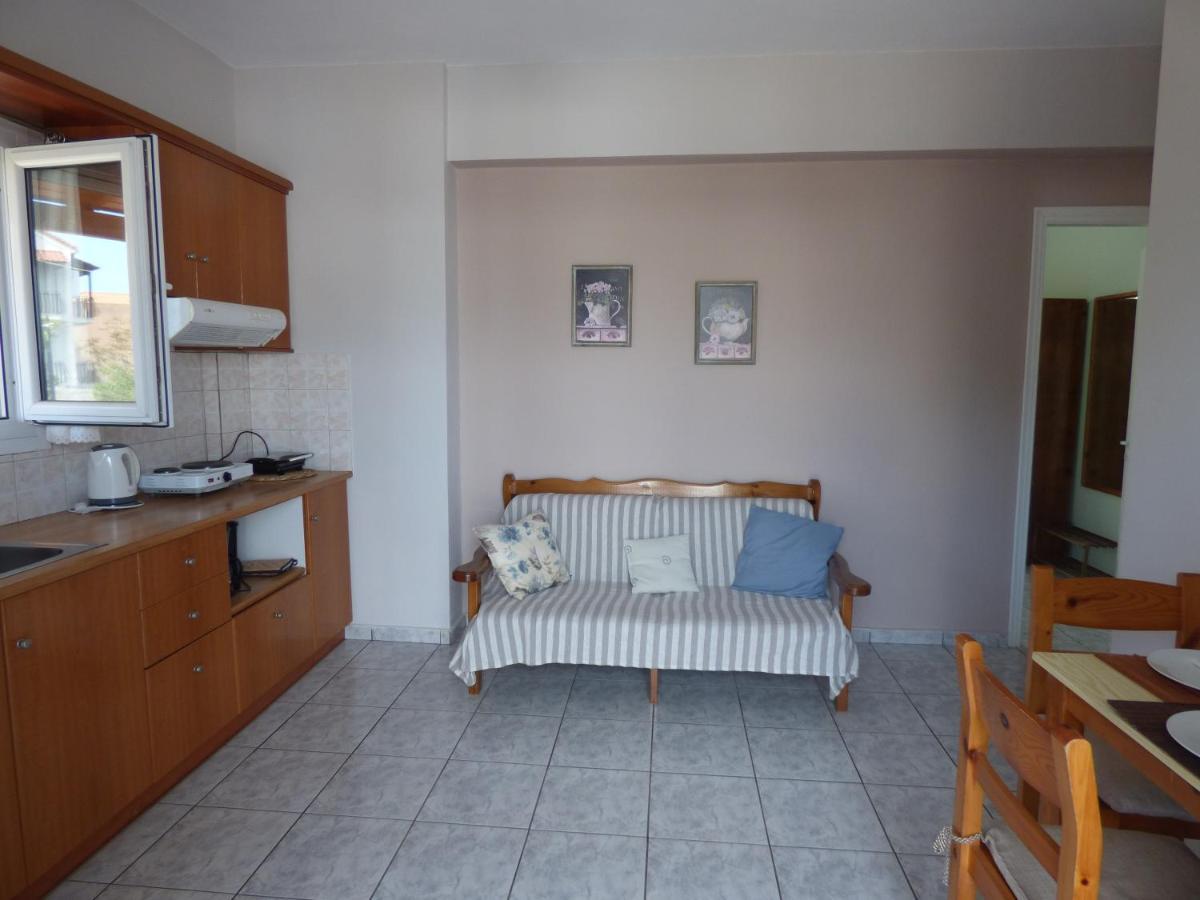 Anna Apartments アルゴストリオン エクステリア 写真